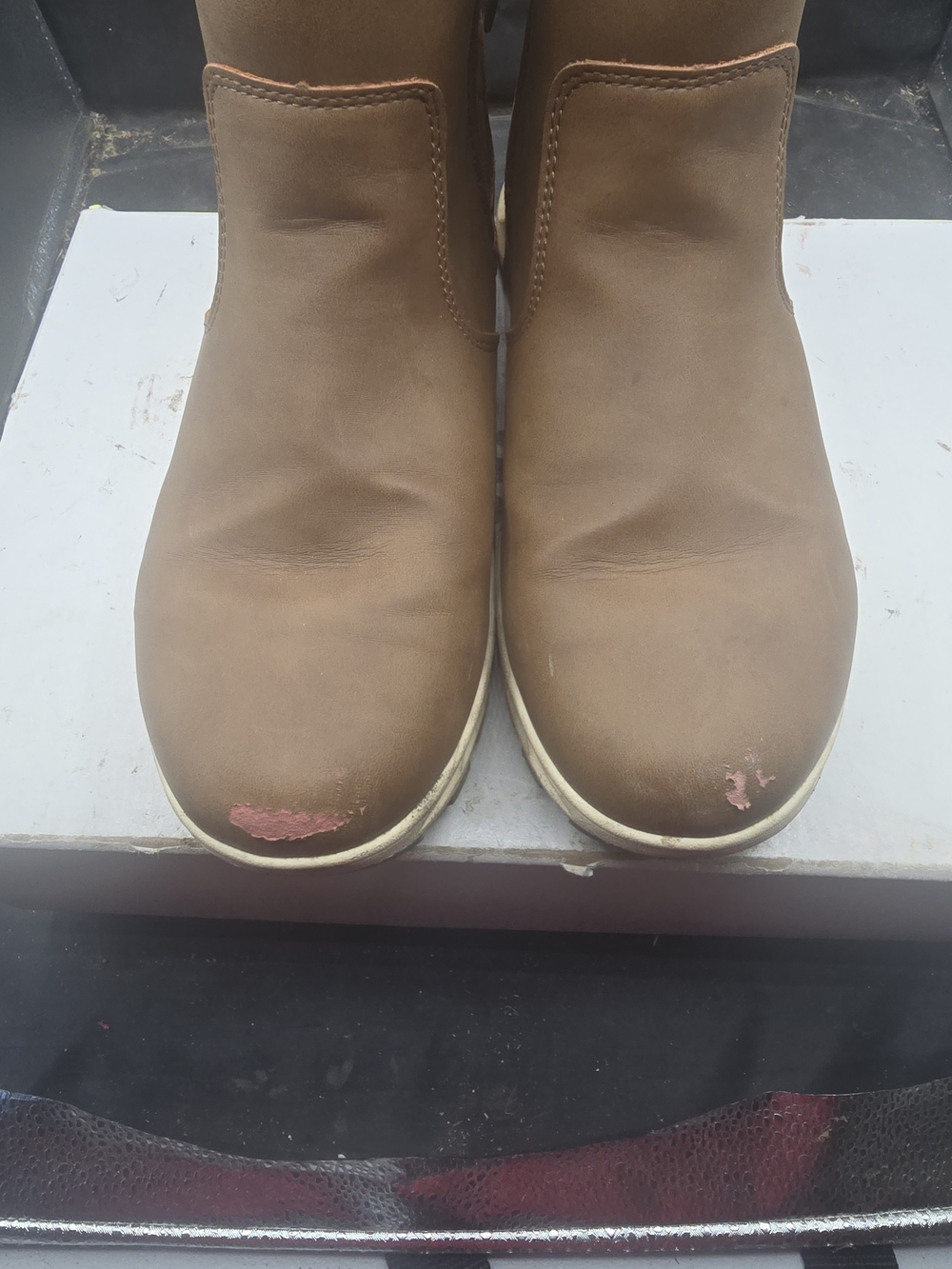 Khombu Brown Men’s Chukka Boots